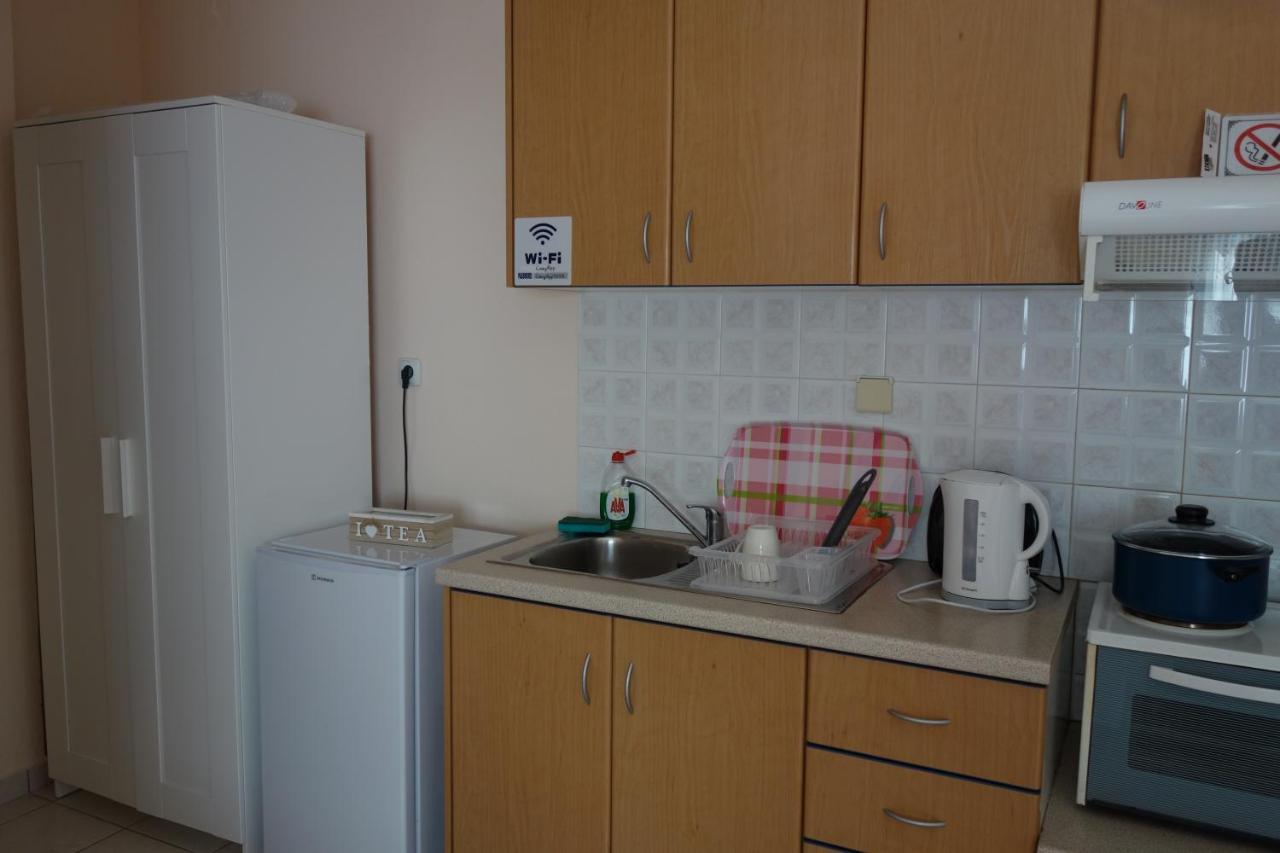 Kiki'S Cosy Apartments Néa Khilí المظهر الخارجي الصورة
