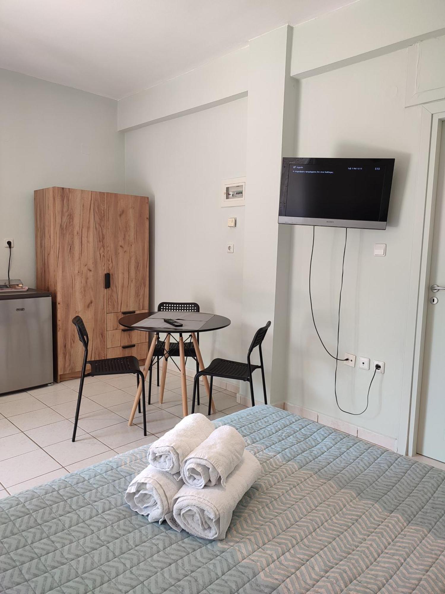 Kiki'S Cosy Apartments Néa Khilí المظهر الخارجي الصورة