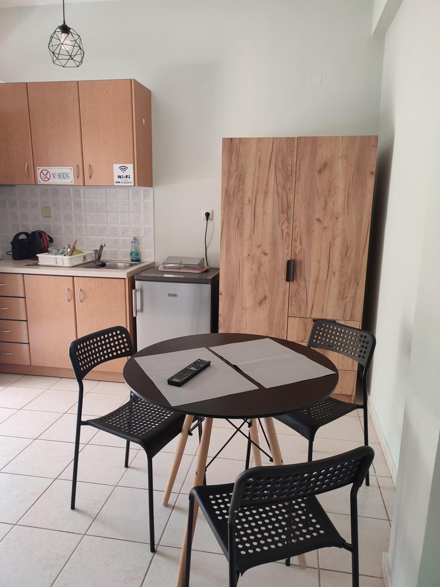Kiki'S Cosy Apartments Néa Khilí المظهر الخارجي الصورة